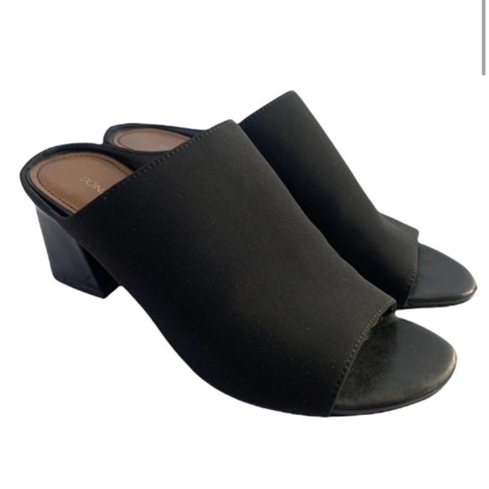 Donald J Pliner mules black - size 9